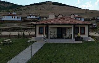 Nurdağı’nda köyevleri villaları aratmıyor