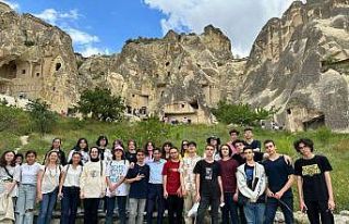 Öğrenciler yılın stresini Kapadokya’da attı