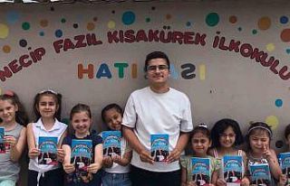 Öğretmen teşvik etti, öğrenciler kitap yazdı