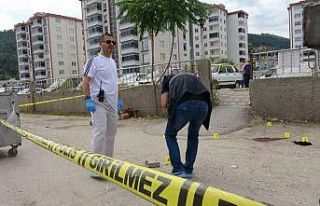 Önce bıçakla yaraladı, ardından av tüfeğiyle...