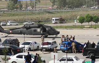 Operasyonda rahatsızlanan asker helikopterle hastaneye...