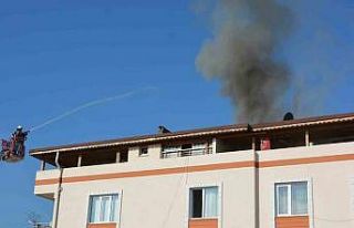 Ordu’da 7 katlı binanın çatı katında yangın