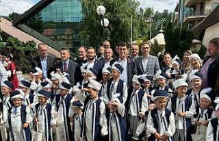 Osmangazi’den Karadağ’da sünnet şöleni