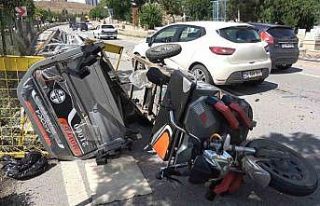 Otomobil ile elektrikli bisiklet çarpıştı: 1 yaralı