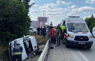Otomobil şarampole devrildi: 1 yaralı