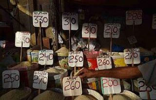 Pakistan ile IMF, 3 milyar dolarlık kredi üzerinde...