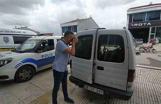 Park halindeki araca kurşun isabet etti