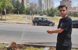 Patlayan boru onarılmayınca içme suyu boşa aktı