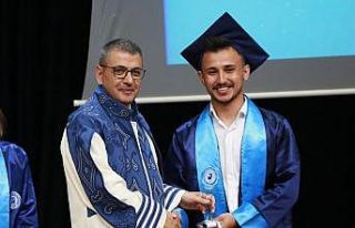 PAÜ’de mezuniyet coşkusu başladı