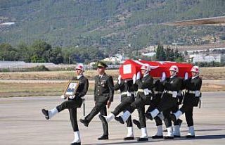 Pençe Kilit Operasyonu’nda yaralanarak şehit düşen...