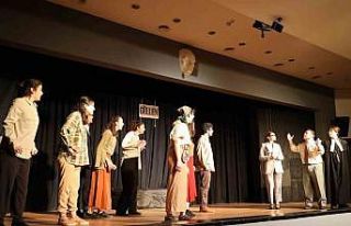 Perde ‘depremzede çocuklar’ için açıldı