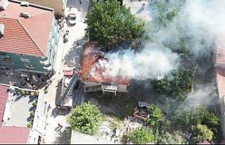 Pınarhisar’da çatı yangını korkuttu