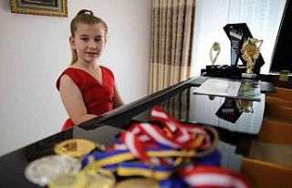 Piyanonun 7 yaşındaki yeteneği, Uluslararası Mozart...