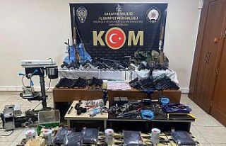 Polisten silah ve mühimmat kaçakçılığı operasyonu:...