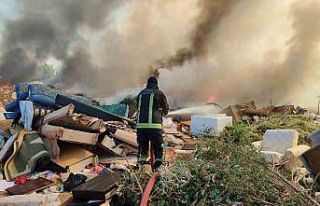 Ralli pistindeki molozlar alev aldı