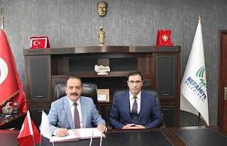 "Refahiye Belediyesi Yöresel Ürün Pazarı"...