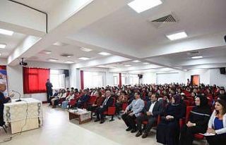 Rektör Sözbir “Geleceğin mesleklerine odaklanın”