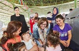 Şahin, kurban kesim alanlarındaki gazi şehirlilerle...