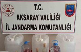 Sahte içkiyle zehirleyemeden jandarma yakaladı