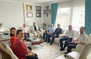 Salihli Kaymakamı Sağlam’dan şehit babasına...