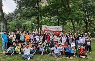 Salihli’de öğrenciler Diyanet Gençlik öncülüğünde...