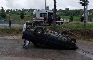 Samsun’da bayram gezmesine giden gençlerin aracı...