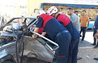 Şanlıurfa’da iki otomobil çarpıştı: 5 yaralı