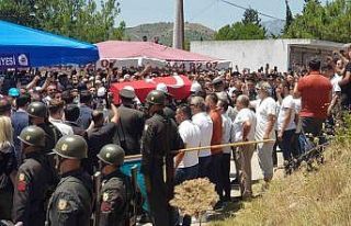 Şehit Uzman Çavuş Alpay Aras son yolculuğuna uğurlandı