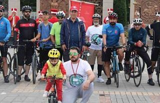 Şehit ve gaziler için pedal çevirdiler