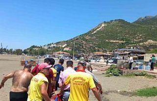 Şeker hastası yaşlı adamın deniz keyfi kabusa...