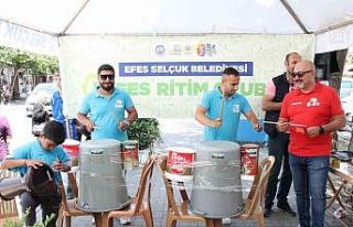 Selçuk’ta ’Atığını Getir, Hediyeni Götür’...