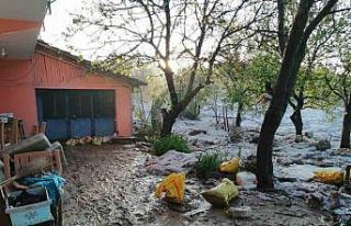 Selden geriye çamur kaldı