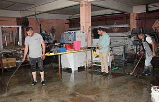 Selin vurduğu sanayide yaralar sarılıyor