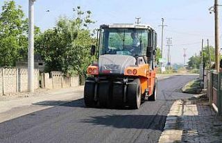 Serdivan Belediyesi’nden asfalt atağı
