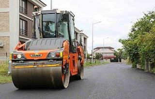 Serdivan’da asfalt çalışmaları devam ediyor