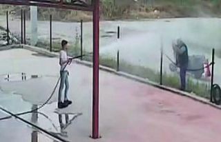 Serinlemek isteyen adam bakın ne yaptı