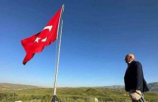 Seyit Tahir Dede’nin hüzünlü bayrak nöbeti