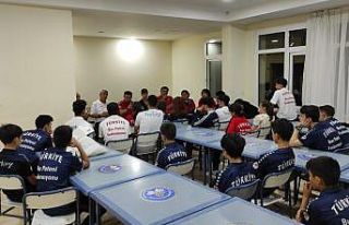 Short Track Milli Takımı depremzede çocukları...