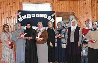 Siirt’te okuma yazma öğrenen kadınlar sertifika...
