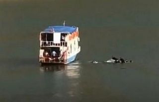 Siirt’te sandal alabora oldu, 8 kişi ölümden...