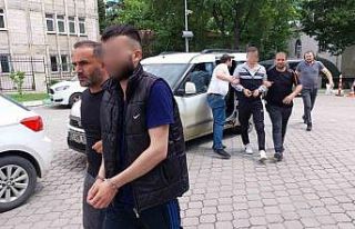 Silahla yaralamaya 2 gözaltı