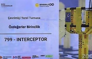 Simav Osmanbey Ortaokulu Robotik Kulübü öğrencilerinden...