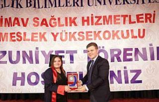 Simav Sağlık Hizmetleri Meslek Yüksekokulunda mezuniyet...