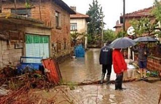 Simavlılar sağanak yağışlardan olumsuz etkilendi