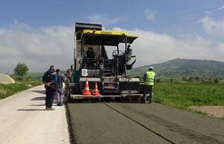 Sındırgı’da kırsal sıcak asfaltla buluşuyor