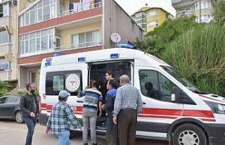 Sinop’ta motosiklet devrildi: 1 yaralı