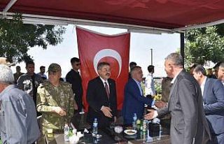 Şırnak Valisi Bilgin, vatandaşlarla bayramlaştı