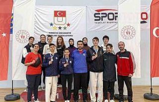 SUBÜ’den tekvandoda 3 madalya 1 kupa