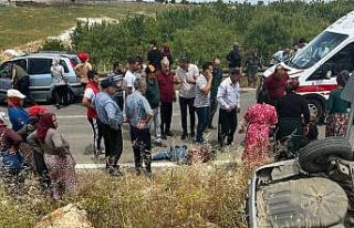 Takla atan otomobildeki 4 kişi yaralandı