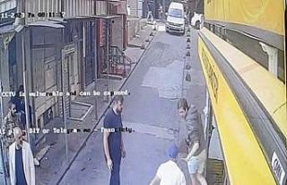 Taksim bıçaklanan Rus turistin 3 kişilik gruba...